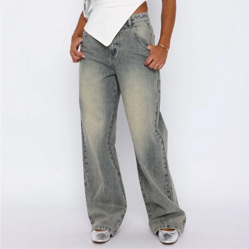 White Fox Willow Mid-Rise Wide Leg Jeans in Sand NWOT